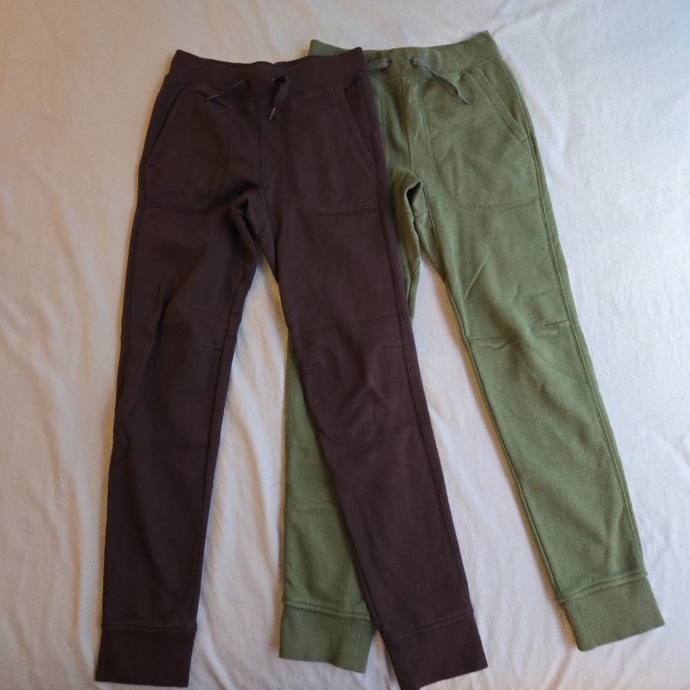 GAP Kids Slouch Sweatpants in Eggplant Purple and Cactus Green Joggers